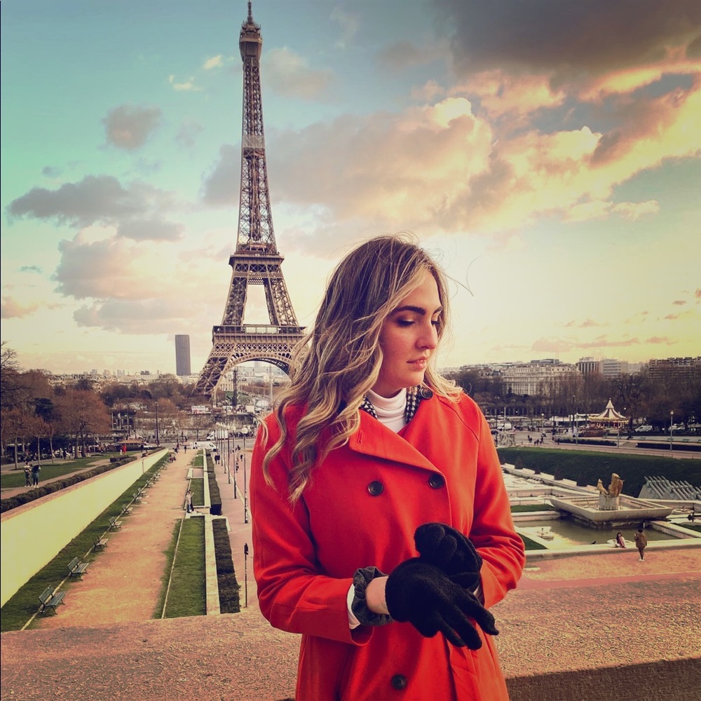 Meet your Posher, Logan